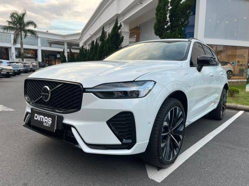 VOLVO XC60 2.0 T8 PHEV ULTRA DARK AWD GEARTRONIC VOLVO XC60 2.0 T8 PHEV ULTRA DARK AWD GEARTRONIC